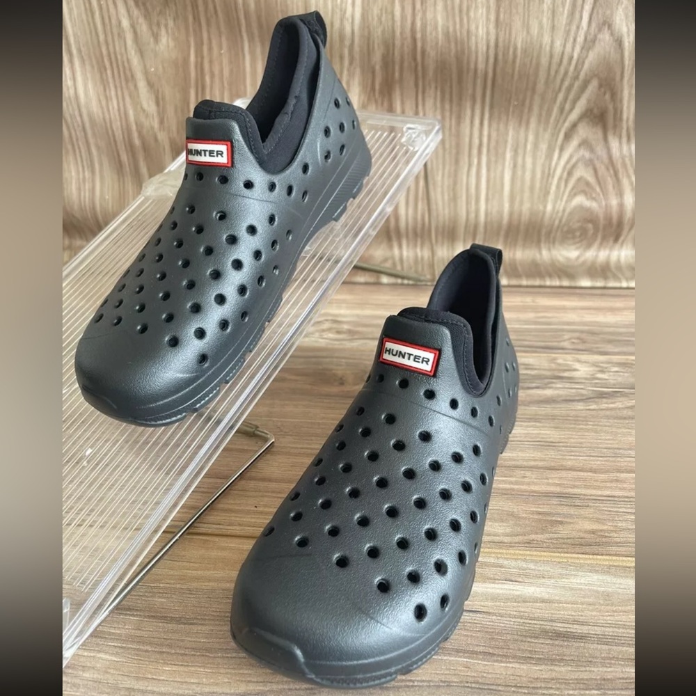 Hunter Outdoor Lightweight Water Shoe black waterproof with sock liner B 4- G 5